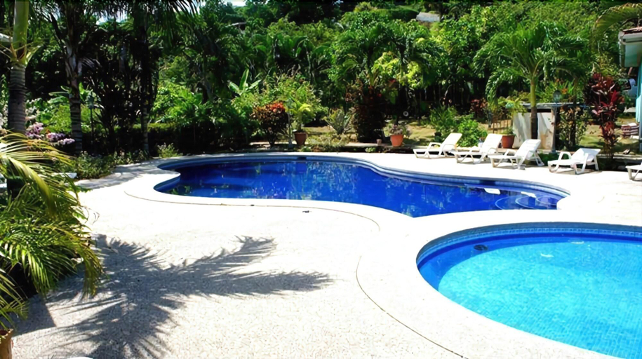 Sport & Beauty 5, Frank's Place, Puntarenas
