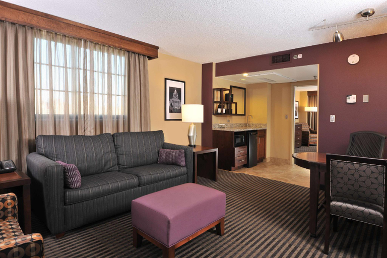 Public Area 4, Embassy Suites by Hilton Des Moines Downtown, Polk