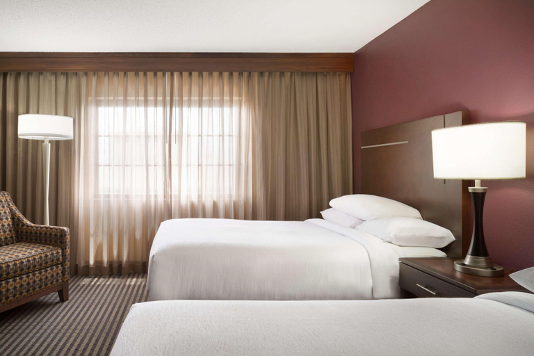 Bedroom 3, Embassy Suites by Hilton Des Moines Downtown, Polk
