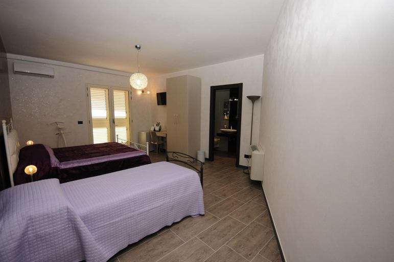 Bedroom 3, Mistral Exclusive B&B, Lecce