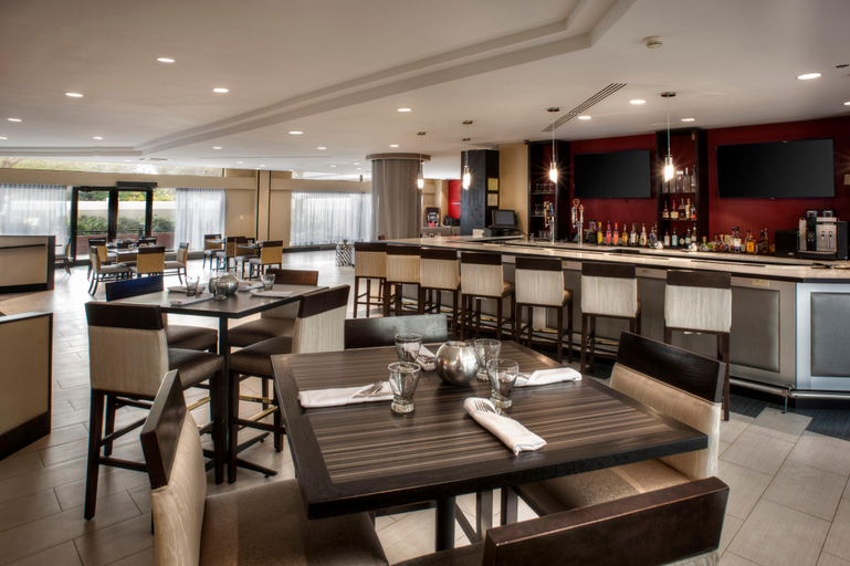 Food & Drinks 5, Inn At Fox Chase, Bw Premier Collection, Bucks