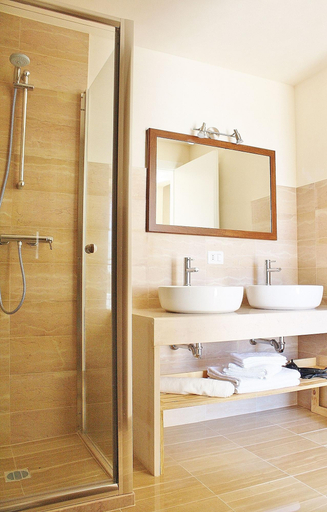Bathroom 4, Antica Masseria Torre Mozza, Brindisi
