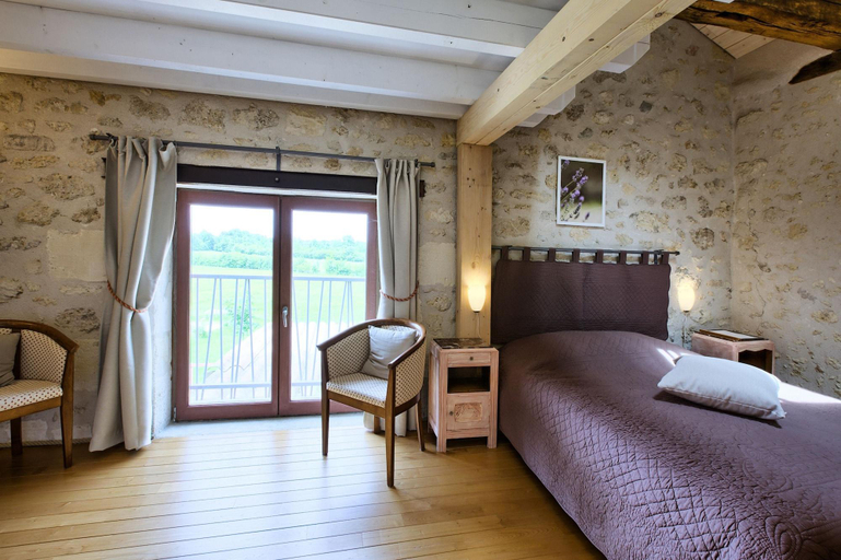 Bedroom 4, La Grange d'Oustaud, Gironde