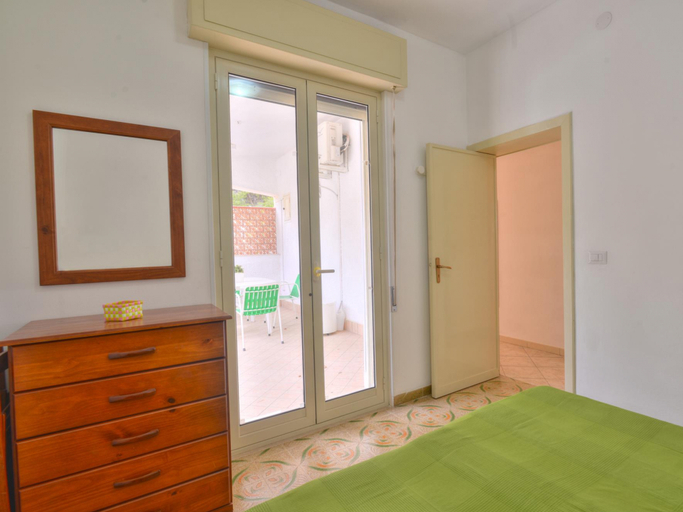 Bedroom 2, Gianni - One Bedroom, Syracuse