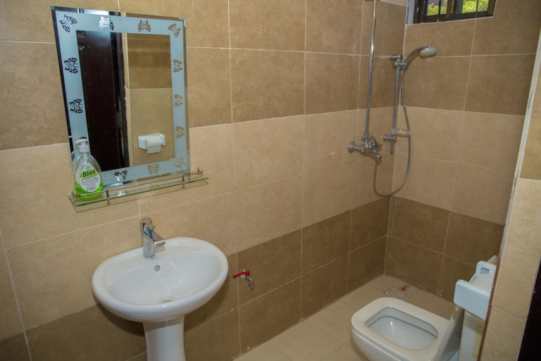 Bathroom, Mikocheni Condo Hotel, Kinondoni