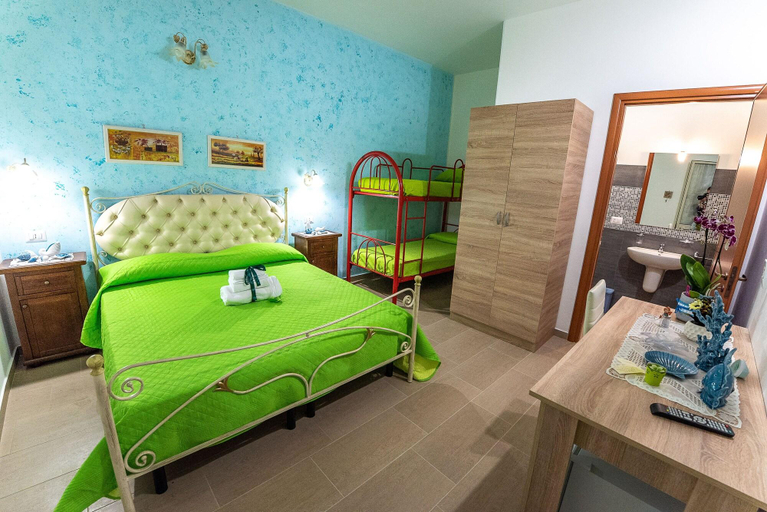 Bedroom 3, La Scalinata, Lecce