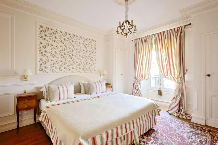 Bedroom 4, Villa Victor Louis, Gironde