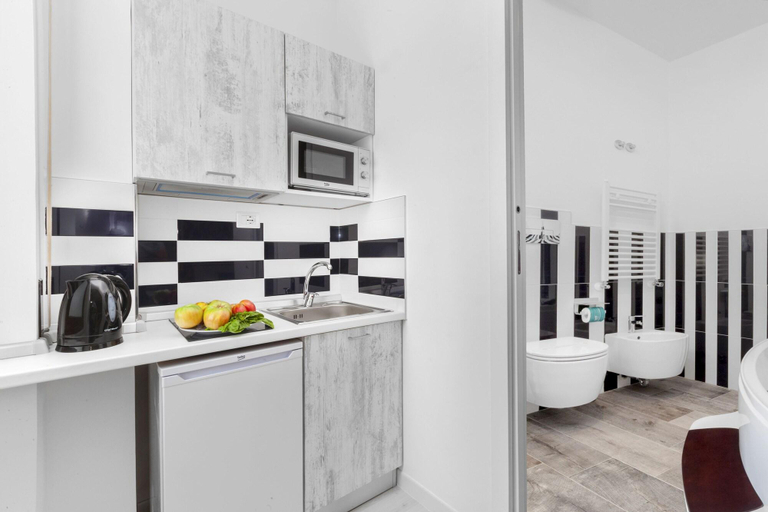 Bedroom 5, Les Suites des Tout le Monde, Napoli