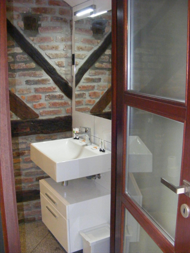 Bathroom 5, Amosa Liège City Centre Apart Gerardrie 23, Liège