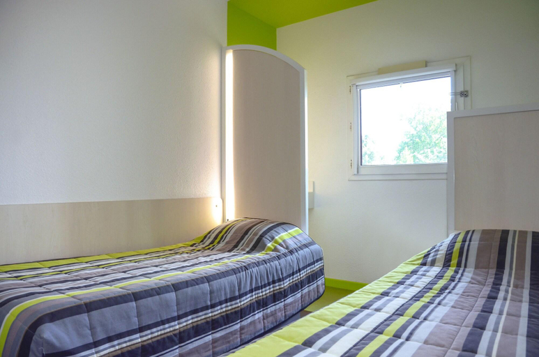 Bedroom 2, Hôtel Lemon ex F1 Coudes, Puy-de-Dôme