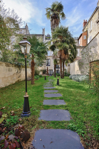 Exterior & Views 2, Villa Victor Louis, Gironde