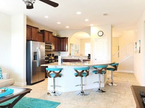 South Facing Solterra Resort Villa with Water View, Polk