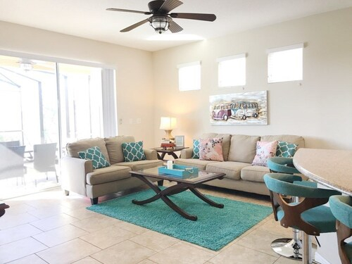 South Facing Solterra Resort Villa with Water View, Polk