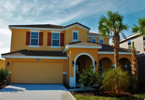 South Facing Solterra Resort Villa with Water View, Polk