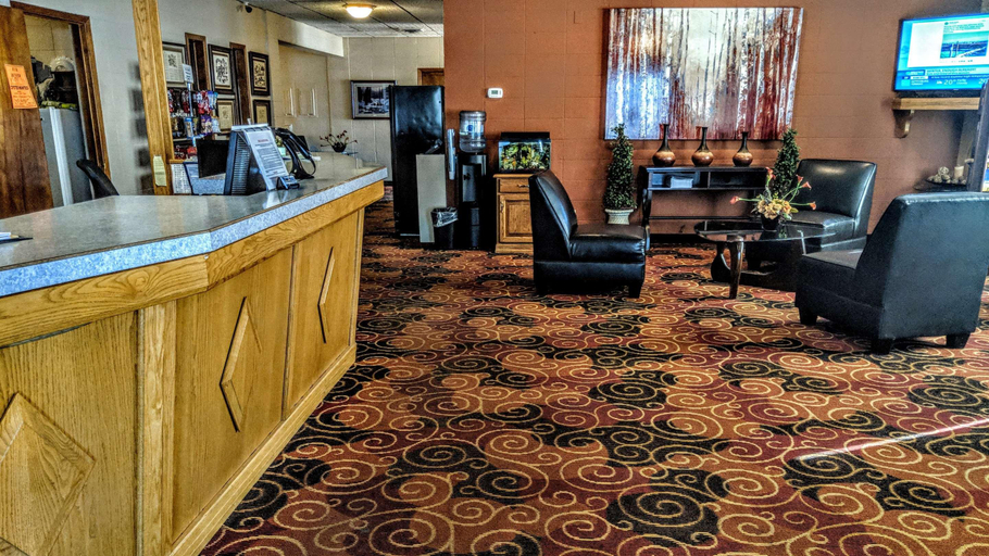 Public Area, Wrangler Inn, Walworth