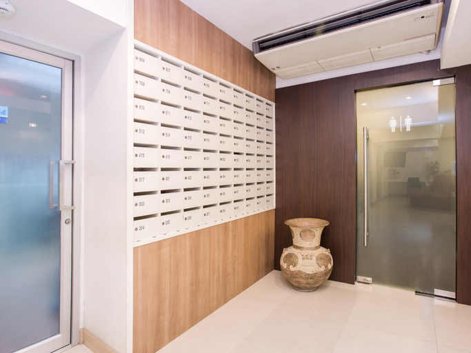 Public Area 2, 14 Avenue, Chom Thong