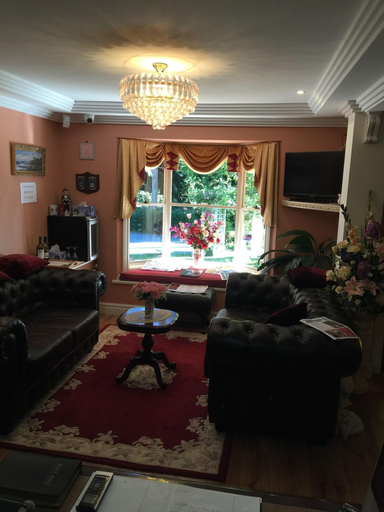 Public Area 4, Curtis Cottage, Tamborine Mountain