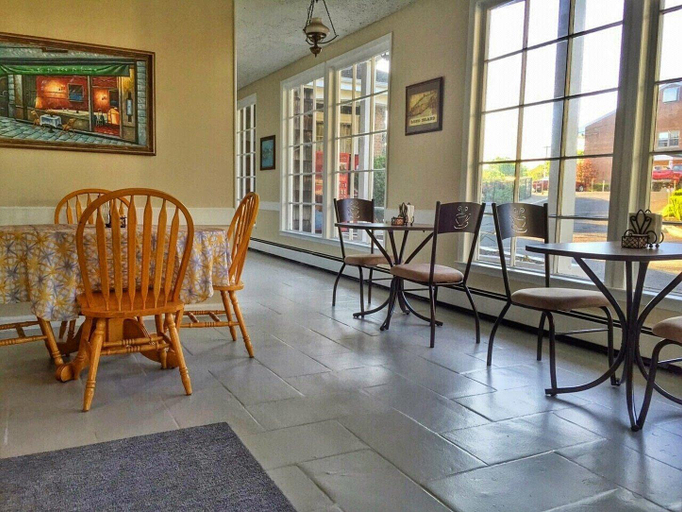 Public Area 2, Budget Host East End, Suffolk