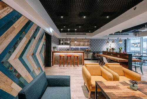 Mojo Nomad Central - Community - Hostel, Central and Western