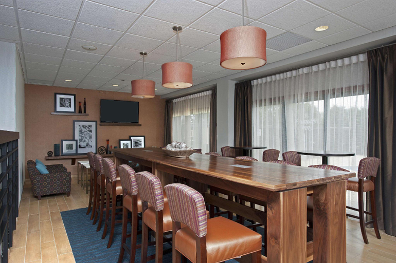 Public Area 2, Hampton Inn Bloomington, Monroe