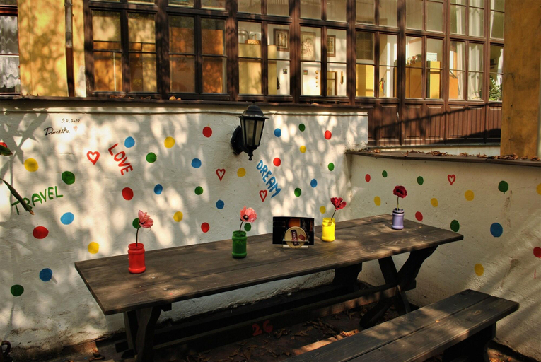 Public Area 3, Travel & Joy backpackers, Praha 1