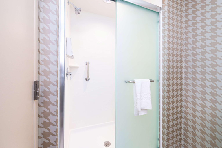 Public Area 2, Home2 Suites by Hilton Charlotte Mooresville, Iredell