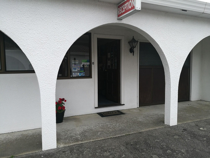 Exterior & Views 2, Hacienda Motel, Invercargill