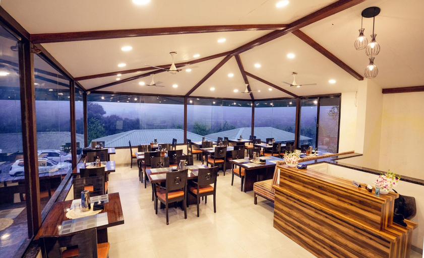 Food & Drinks 4, La Serene Resort & Spa, Satara