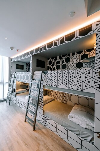 Mojo Nomad Central - Community - Hostel, Central and Western