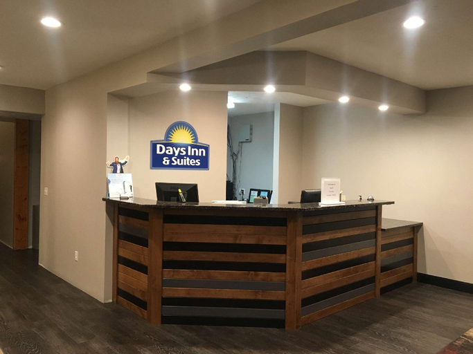 Public Area 4, Fairbridge Inn & Suites Williston Near Airport, Williams