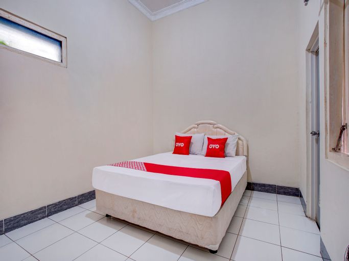 OYO 3915 Hotel Remaja Pacitan, Pacitan