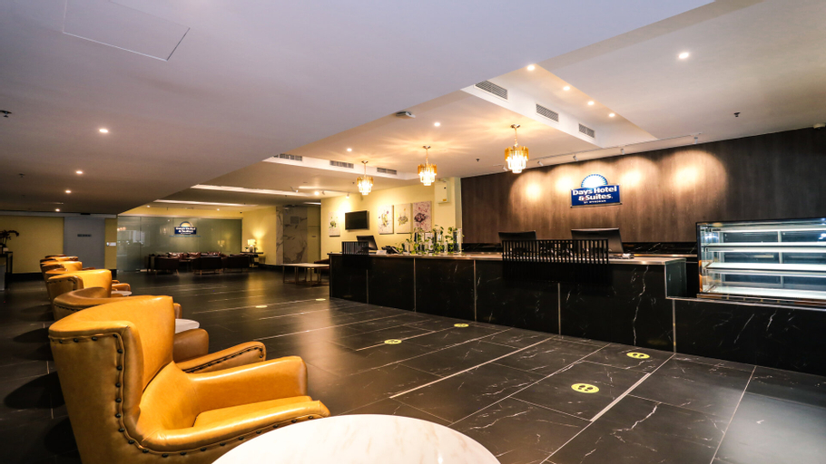 Days Hotel and Suites by Wyndham Fraser Business Park Kuala Lumpur, Kuala Lumpur