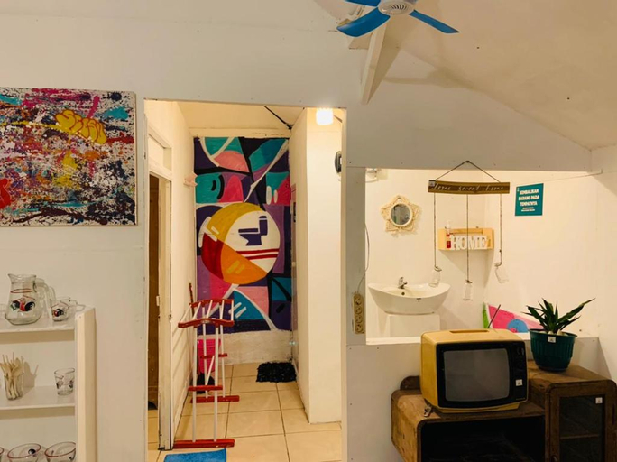 Dining Room 5, Sundak Beach House 3, Gunung Kidul
