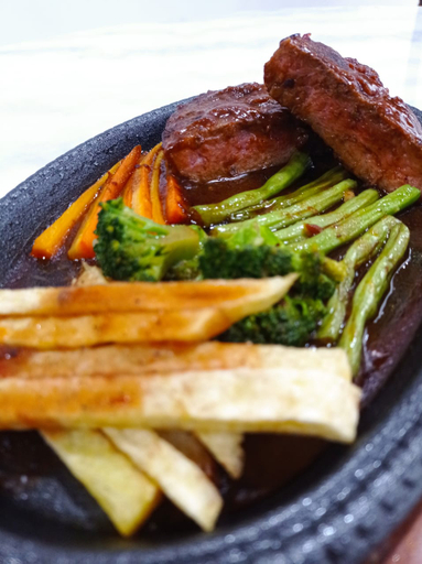 Lereng Bromo Hotel - Food & Drinks