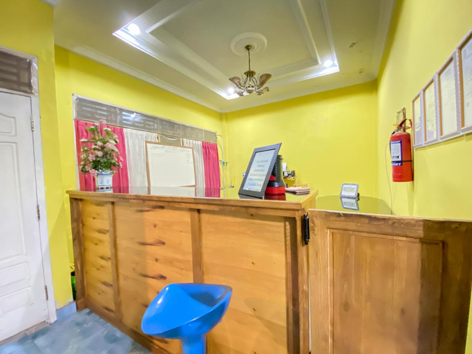 RedDoorz near Simpang Airport Palembang, Palembang
