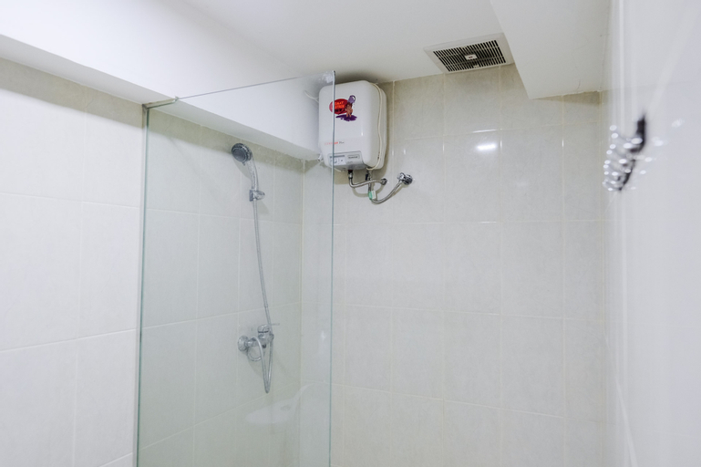 KoolKost near Harmoni Gajah Mada (Minimum Stay 6 Nights), West Jakarta