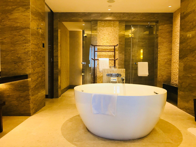 Bathroom 4, Zhangjiajie Wulingyuan, Zhangjiajie