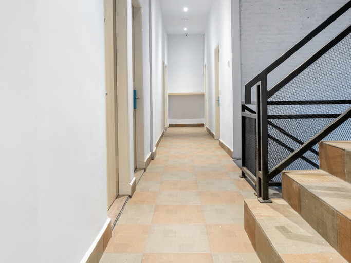 Public Area 2, Hotel O Theodore Homestay, Medan