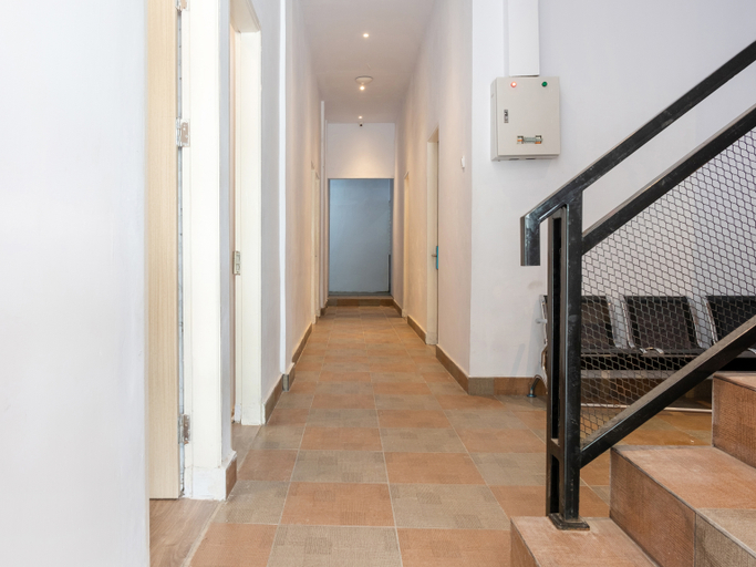 Public Area 2, Hotel O Theodore Homestay, Medan