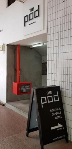 The Pod Boutique Capsule Hotel - Exterior & Views