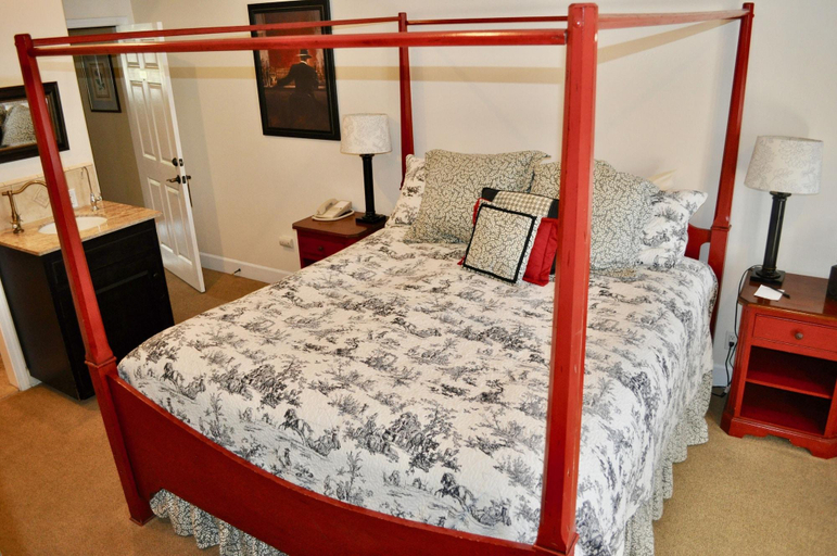 Bedroom 4, Cayucos Sunset Inn B&B, San Luis Obispo