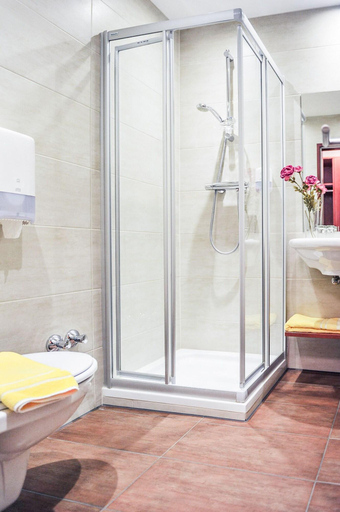 Bathroom 5, Wachauerhof, Melk