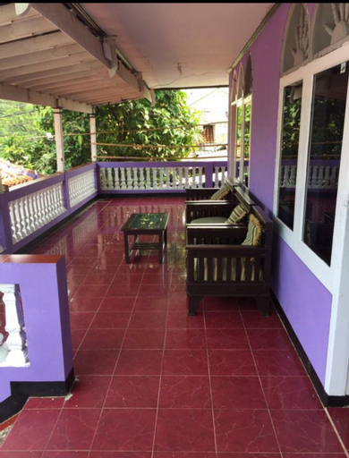 Villa Ungu Karang Hawu, Sukabumi