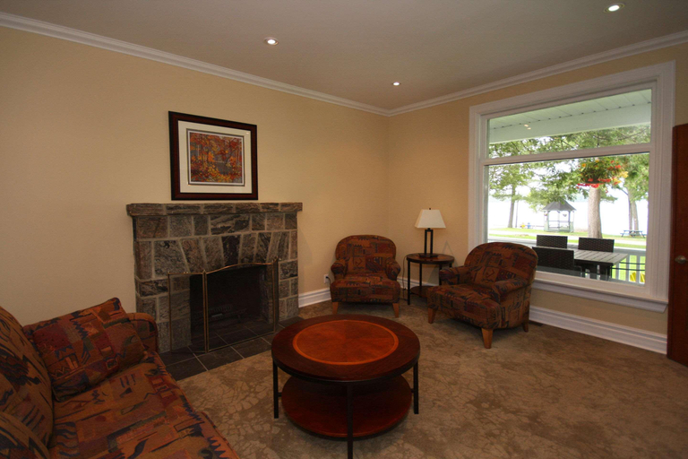 Public Area 2, Bayview Wildwood Resort, an Ascend Collection Resort, Simcoe
