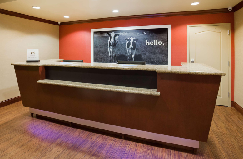 Public Area 2, Hampton Inn Fairmont, Martin