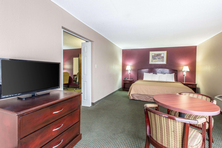 Bedroom 5