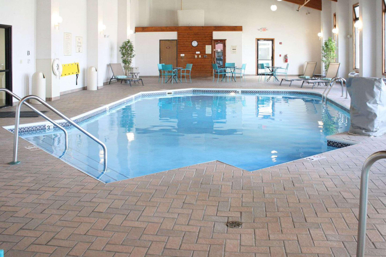 Sport & Beauty 5, Schoenbrunn Inn, Tuscarawas
