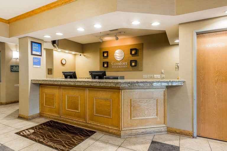 Public Area 5, Comfort Inn & Suites Mishawaka-South Bend, Saint Joseph