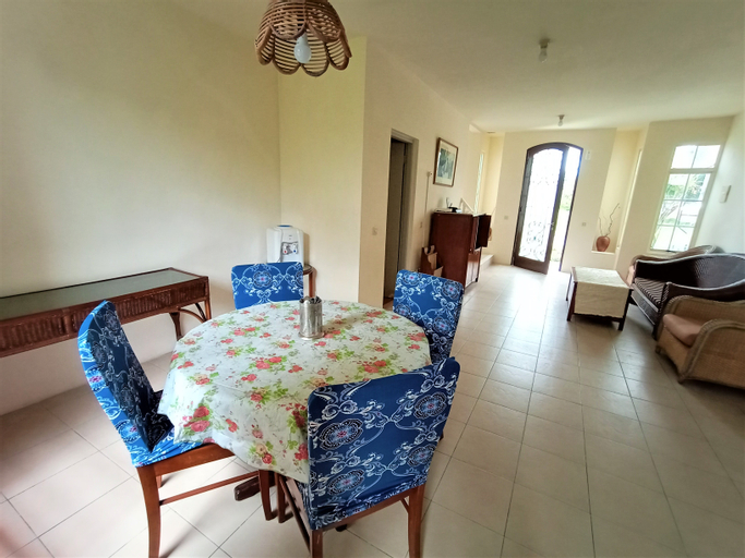 Dining Room 1