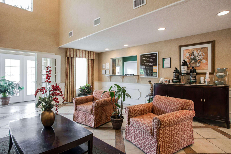 Public Area 3, Quality Inn Waynesboro, Burke